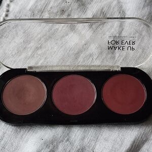 Make Up Forever Trio Eyeshadow Palette - Brown, Pink, Red
